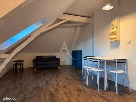 studio 1 pièce 25 m²