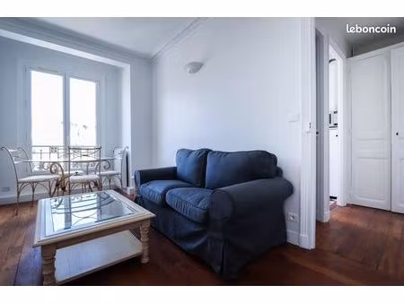 proche des commerces 2 pièces