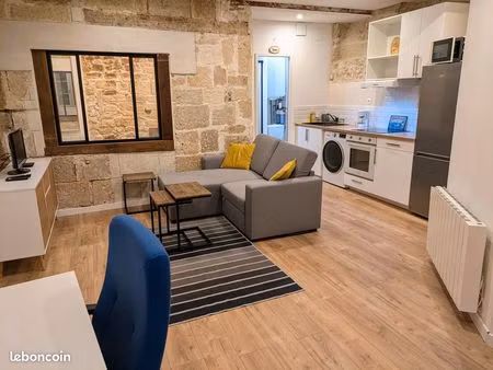 t1 bis meublé 35 m² rénové – centre historique montpellier