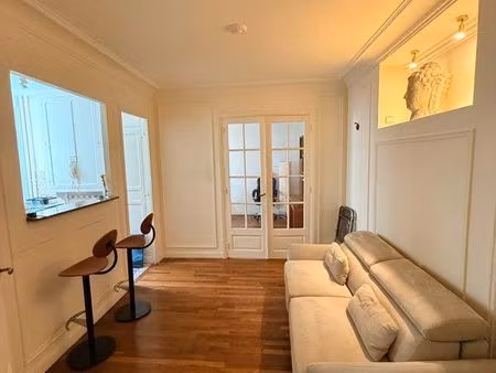 t2 meublé avec cave – paris 17e – 39 m²