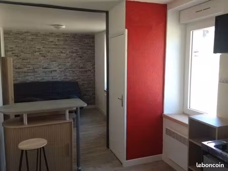joli studio à louer à guingamp