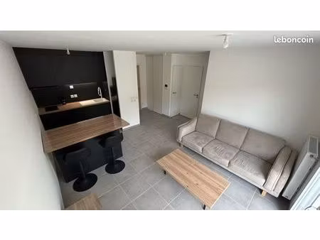 à louer – appartement meublé t2 neuf de 40 m² avec balcon et garage – charvonnex (74370)