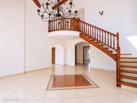 duplex 5 pièces 128 m²