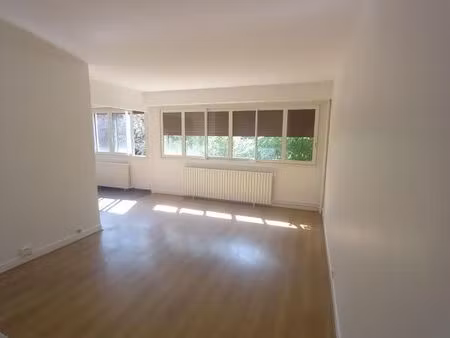 appartement 2 pièces 52 m²