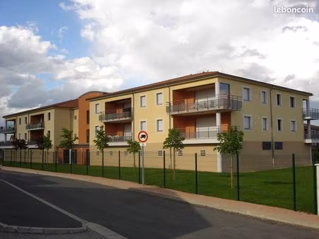 appartement 86 m² à savigneux
