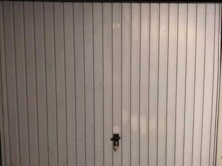 box à louer romans