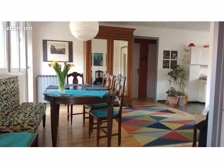 bel appartement t3 en centre-ville  entièrement meublé avec balcon et loggia