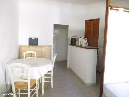 toulon ctre haut joli studio meublé 37m2 très lumineux