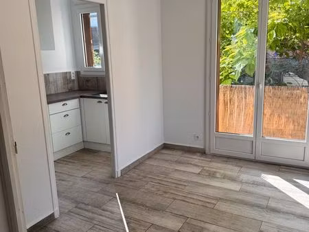 appartement de 50 m2 t2 avec terrasse