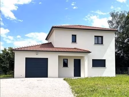 pavillon 5 pièces 109 m²