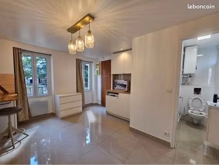 studio avec terrasse