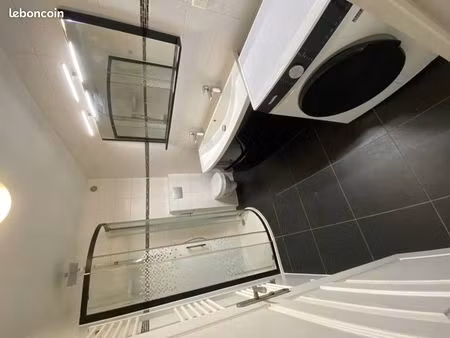 location t2 37m²