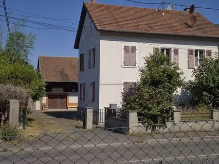 illfurth  maison à rénover  avec dépendances sur un terrain de 1430m²