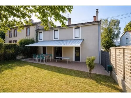 maison de 6 pièces de 144 m² à beaupréau-en-mauges