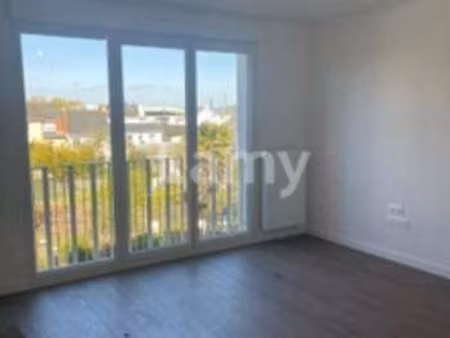 location appartement 2 pièces à saint-nazaire (44600) : à louer 2 pièces / 41m² saint-naza