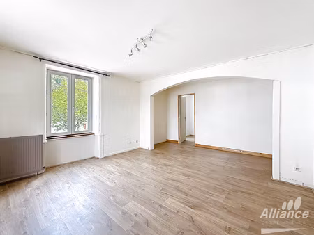 appartement t3 lumineux a proximite de la suisse.