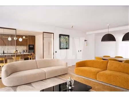 exclusivite doly - rue de laborde  75008  paris