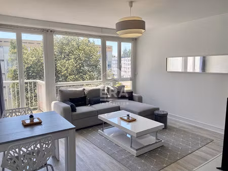 pau - t5 totalement rénové avec 2 salle d'eau pour 95.12 m²