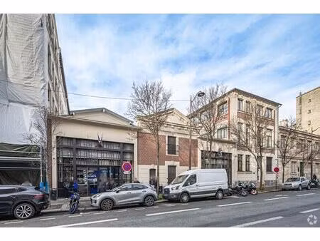 location bureaux 451 m² à 4 224 m²