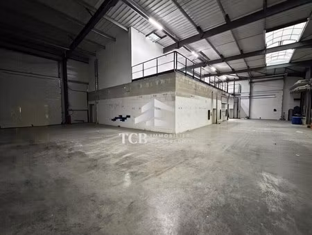 location local d’activités les sorinieres 44840 655m²