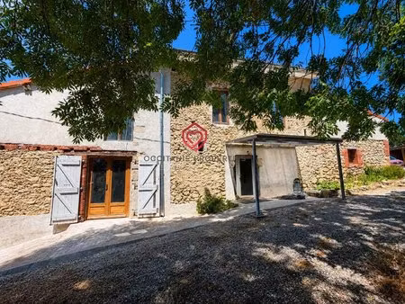 propriété entièrement rénovée sur plus de 4 ha