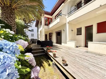 biarritz plage du port vieux appartement exceptionnel avec jardin terrasse et garage