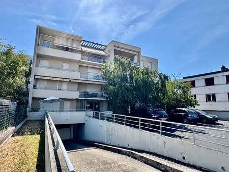 clermont-ferrand / secteur la glacière appartement à vendre t3 avec garage et terrasse !