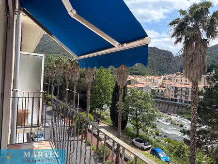 appartement f2 au 3 -ème étage avec ascenseur et cave