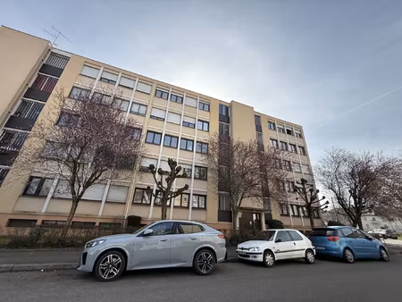 en vente à mulhouse rue spoerlin : grand appartement de 88.