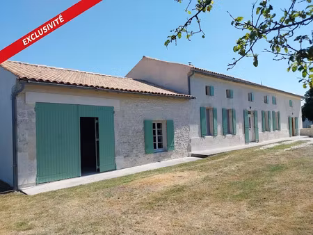 vente maison 6 pièces 295 m² à saint-ciers-du-taillon (17240)  392 000 €