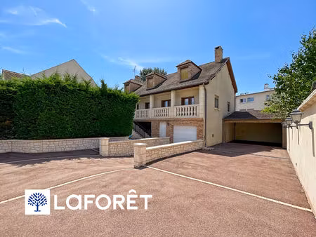 maison sur sous-sol total de 6 pièces à vendre à sainte geneviève des bois