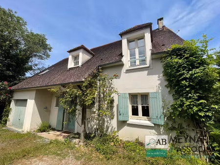 maison à vendre 5mn crecy la chapelle - 3 chambres -garage-