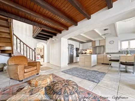 propriété à vendre 318m2 habitables  11 pièces  7 chambres  parcelle de 1700m2 environ  ja