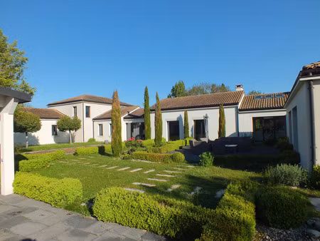 propriété à vendre 17 pièces proche de semur en auxois (21)
