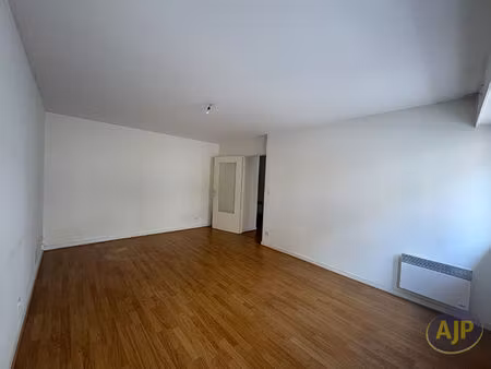 appartement nantes 2 pièce(s) 46.90 m2 avec place de stationnement