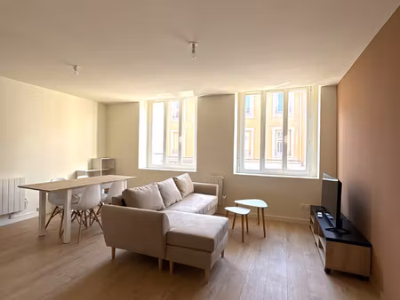 appartement t2 - meuble / pierre semard