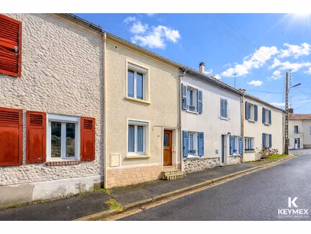 maison de ville avec cour privative + 2 chambres : une belle opportunité à maffliers !