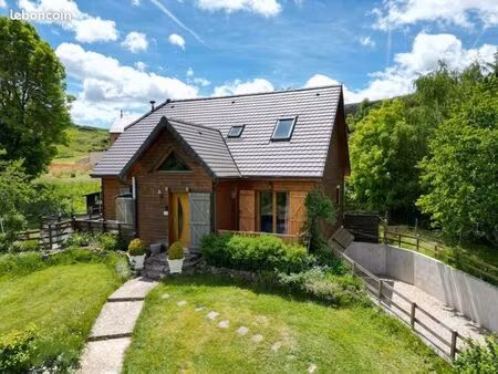 chalet 4 pièces 95 m²