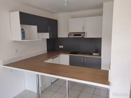 location t2 meublé à etauliers – sans frais d’agence