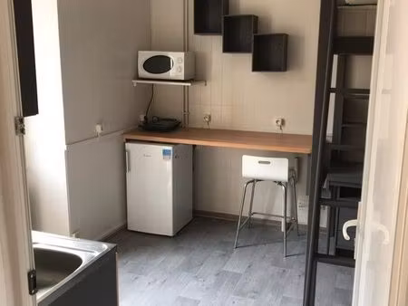 studio plein centre ville proche de tout