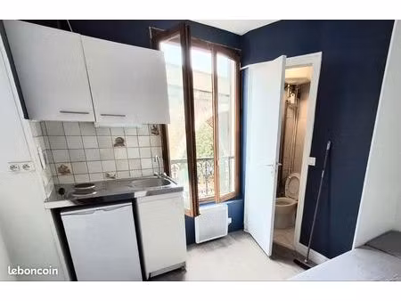 petit studio refait à neuf le perreux  bords de marne