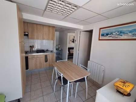 appartement plain-pied meublé  climatisation terrasse  parking