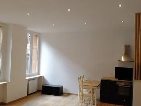 location f2 meublé refait à neuf