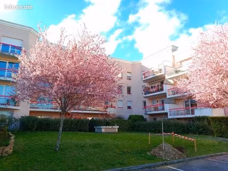 appartement 3 pièces 62 m²