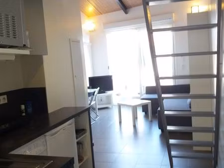 grand studio contemporain avec terrasse au calme absolu