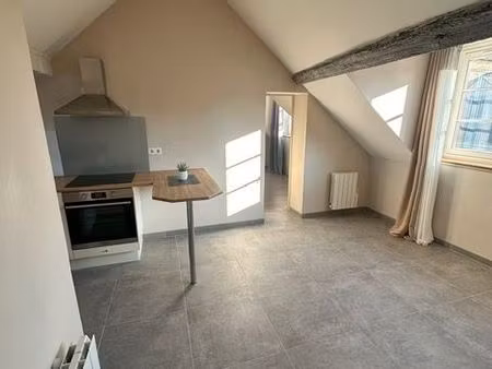 a louer f2 fontainebleau
