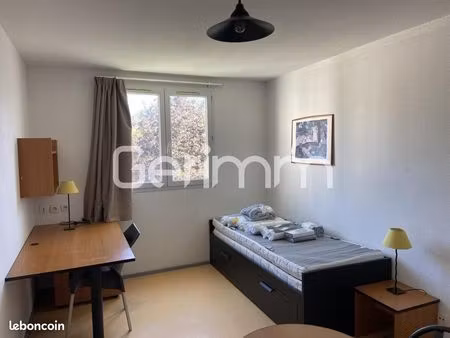 studio 1 pièce 18 m²