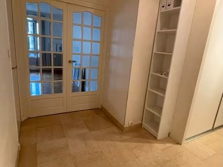 location – appartement t3 entièrement meublé de 77 m² – grenoble (eaux claires)