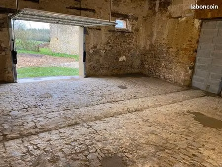 box. stockage. entrepôt. hivernage
