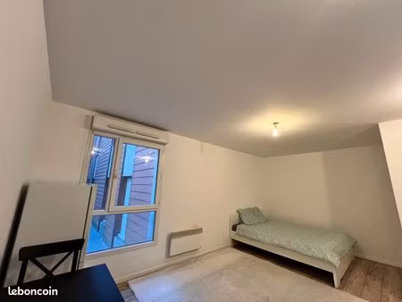 studio de 31m2 à 2min du rer val d’europe